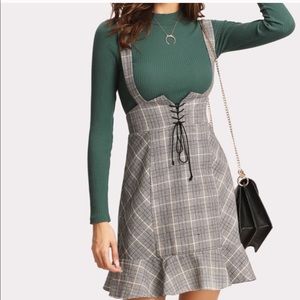 Lace up plaid skirt!